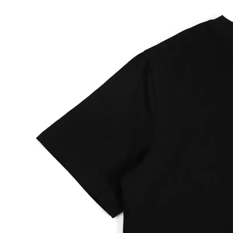 Graduation Cap Mom of a 2026 Graduate T-Shirt, Crewneck Casual Tee for Mother, Graduation Celebration Outfit, Proud Mom Graphic Shirt, Comfortable Top, Perfect for Graduation Party and Everyday Wear